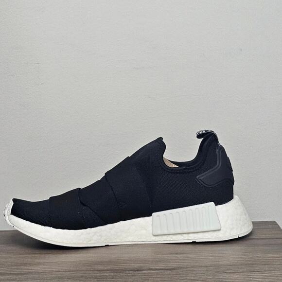 Adidas Women's NMD_R1 Athletic Shoe Size 11 Black NEW - Picture 6 of 8